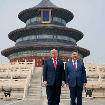 Trump-Xi summit live: US and Chinese presidents tour Temple of Heaven