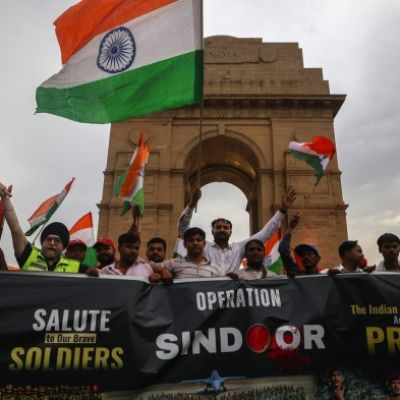 India and Pakistan launch rival diplomatic efforts to spin Kashmir conflict