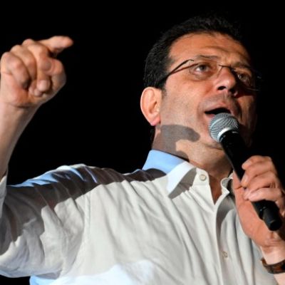 Recep Tayyip Erdoğan’s main rival risks ban from Turkish vote after degree annulled