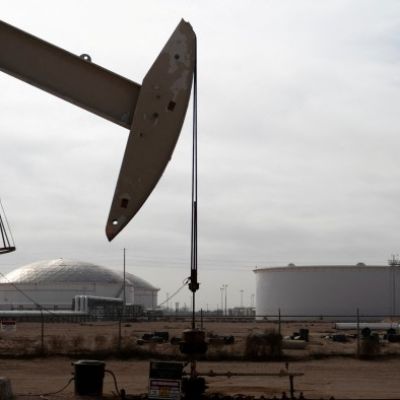 US oil producers say output has peaked as price slide hurts profits