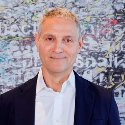 Ari Emanuel to buy Frieze art fairs from Endeavor