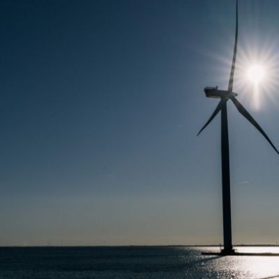 Equinor to invest $1bn in Ørsted rights issue as Trump attacks offshore wind