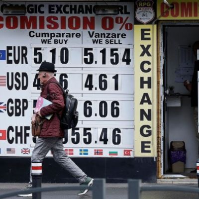 Investors brace for turbulence in Romanian markets as election looms