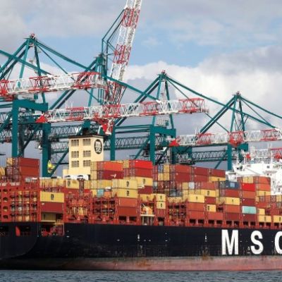 Shipowners’ record order book for container vessels prompts downturn warnings