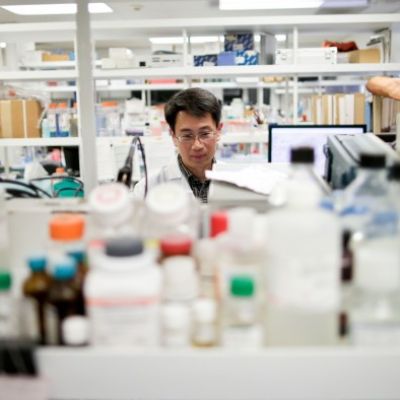 Pharma deals fall to lowest level in almost a decade