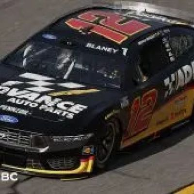 Running recap: Ryan Blaney wins Stage 2 at Daytona with last-lap pass