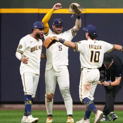 How Brewers Took First Ever 2-0 Lead in a Best-of-Seven Series