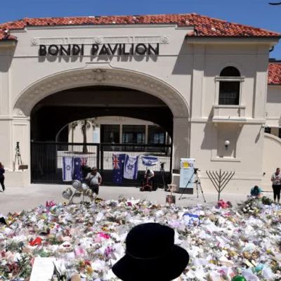 Alleged Bondi Gunman Charged With 15 Murders as Funerals of Victims Begin