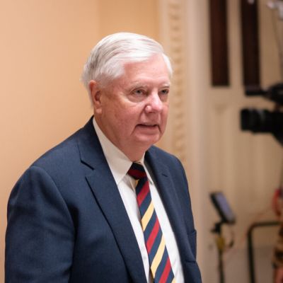 Sen. Lindsey Graham Dies From Sudden Illness, His Office Says