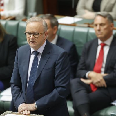 PM Stands by House Price Growth Forecast Despite Falling Home Values