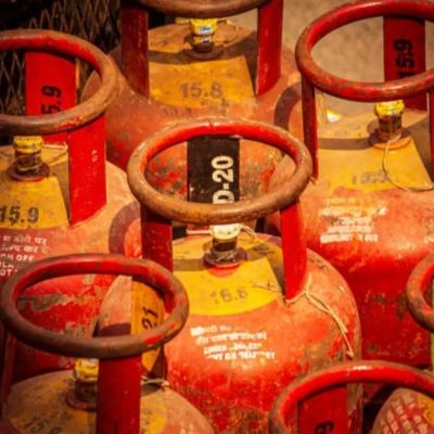 India govt’s BIG relief for migrant workers: Petroleum Ministry doubles allocation of 5 kg LPG cylinders