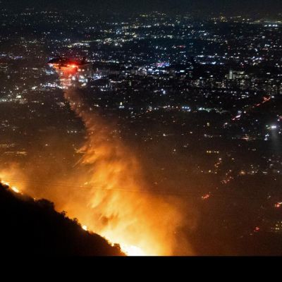 Billy Crystal, Mandy Moore, Paris Hilton Among Those Losing Homes in LA Fires