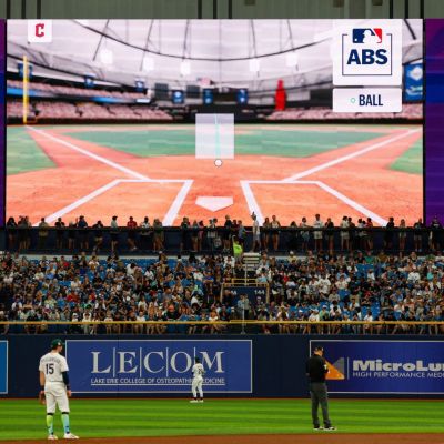 Brewers Declared World Series Champions in a Massive Blunder by Trop’s Scoreboard After 12th-Inning Blast