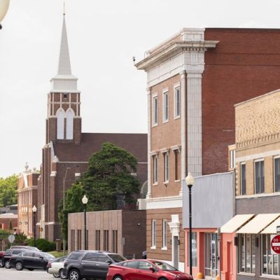 Trump should meet with Main Street businessmen. They deserve it