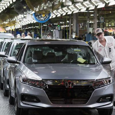 Popular bankrupt auto parts company is back in business