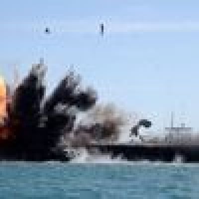 Explosion in the Strait of Hormuz: A ship hit a mine