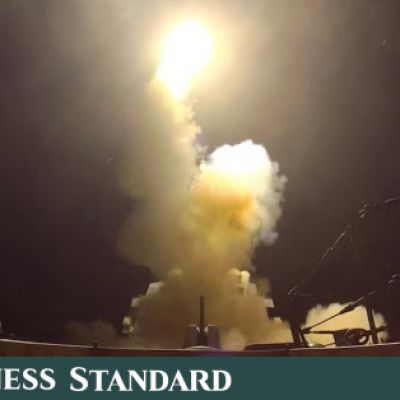 Iran renews attacks on Gulf states after another night of US strikes