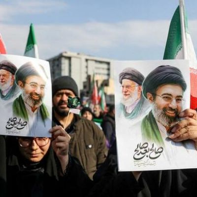 Fresh US Intel Assessment Says Iran Regime Not Close To Collapse After 2 Weeks At War