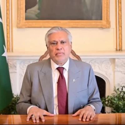 Dar discusses energy supply chain with Iran’s Araghchi