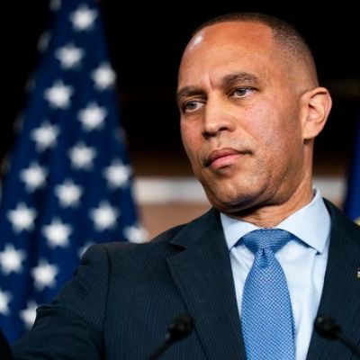 Jeffries, Dems will offer three-year extension of ObamaCare subsidies