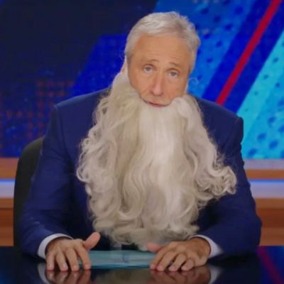 Watch: Jon Stewart’s Anti-Trump Opening Monologue Suffers Embarrassing Blackout for 11 Minutes