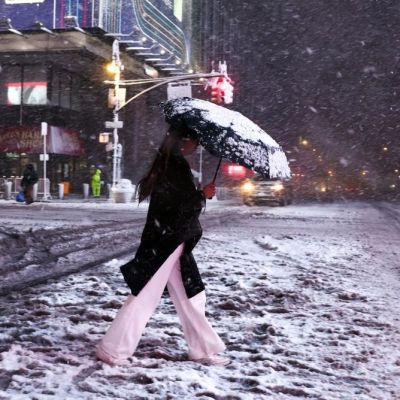 New York orders citywide travel ban as major storm hits US