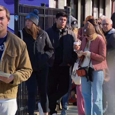 Fewer early and by-mail voters in Chicago this year than in 2020, but lines still long at polling places
