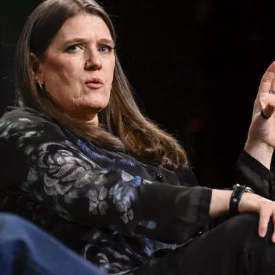 Mary Trump issues “emergency” warning — “Precipice is here”