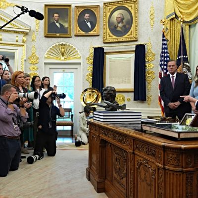 CNN, MS NOW, Politico Notify Trump They’re Suing over Vetoed White House Access