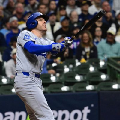 Dodgers, Mariners each earn wins in MLB playoff series – RTHK