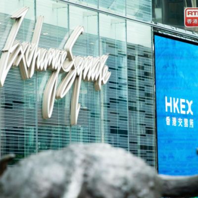 HK stocks go into retreat in line with region – RTHK