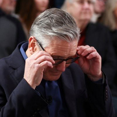 ‘I am sorry,’ embattled UK PM tells Epstein victims – RTHK