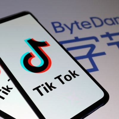 Trump signs order declaring TikTok sale ready and values it at $14bn
