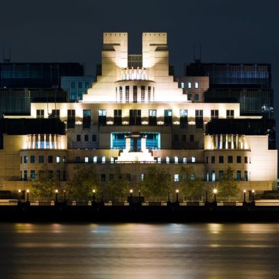 MI6 Warns of Russian Chaos Export Targeting UK