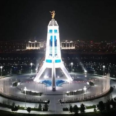 PM Shehbaz lays wreath at Turkmenistan’s Neutrality Monument