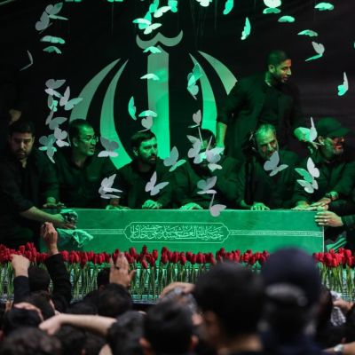 Mourners gather in Tehran as Iran begins week-long funeral for Ali Khamenei