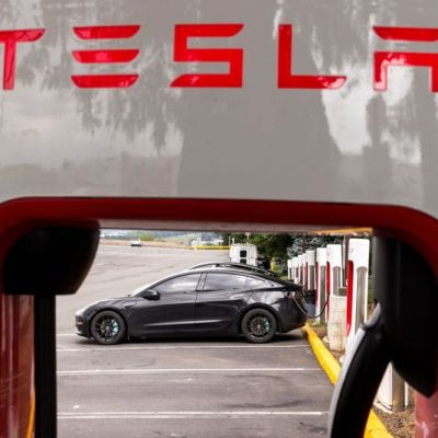 Tesla, Apple, Intel, and AT&T rise premarket; Enphase Energy slumps By Investing.com
