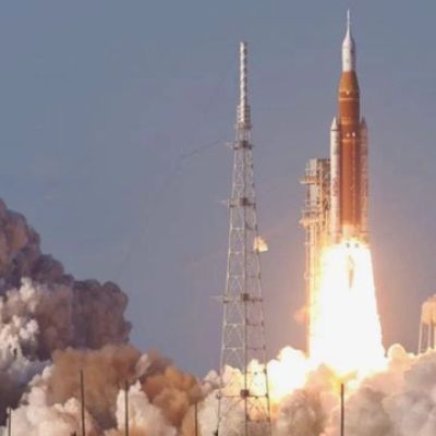 RaillyNews – NASA Human Spaceflight to the Moon after 54 Years