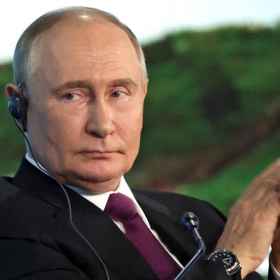 Putin cites Harris’s ‘infectious laugh’ in mocking endorsement for president