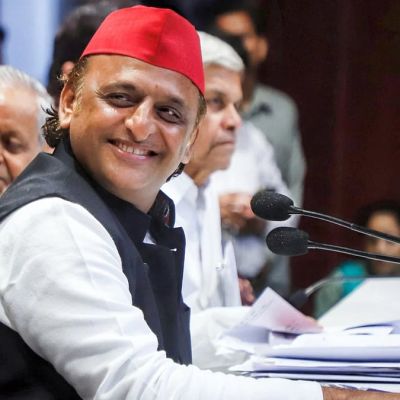 Akhilesh mocks Yogi with ChatGPT jibe; recalls RSS ban under Sardar Patel on Patel Jayanti