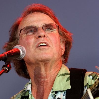 ‘Country’ Joe McDonald, ’60s rock star, proud protest counterculture icon, dies at 84