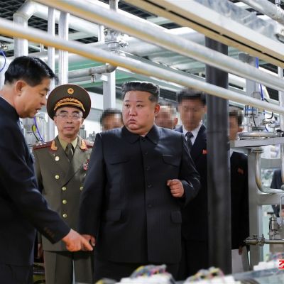 Kim Jong-un “Exponential strengthening of nuclear force, vast plan finalized”···Visits new nuclear material production plant