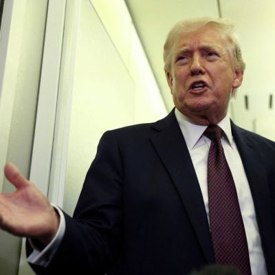 U.S. reviewing proposal to create a $300 billion private fund for the reconstruction of Iran···”Interest from South Korea and others