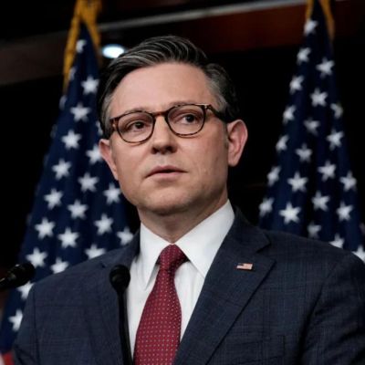 Back Mike Johnson on Ukraine aid because it’s good retail politics…