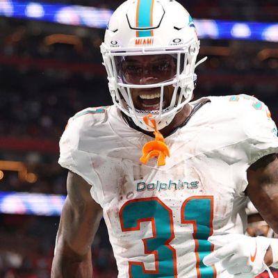 Dolphins rookie furious after being called for questionable penalty vs Ravens