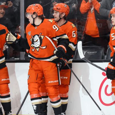 Carlsson gets 4 points, Ducks top Red Wings for 4th win in past 5 | NHL.com