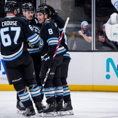 Schmaltz scores hat trick, Mammoth ease past Canucks | NHL.com