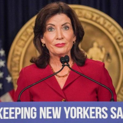 Hochul says NY Dems should tack moderate but they’re still letting…