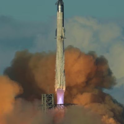 SpaceX Starship completes test flight around the globe, simulating satellite deployment