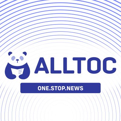 Why did DHS funding lapse?